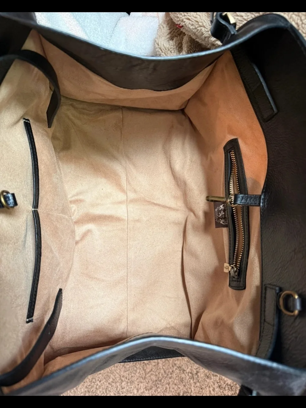 Pratesi Firenze Black Leather Handbag. Made i  Italy.
